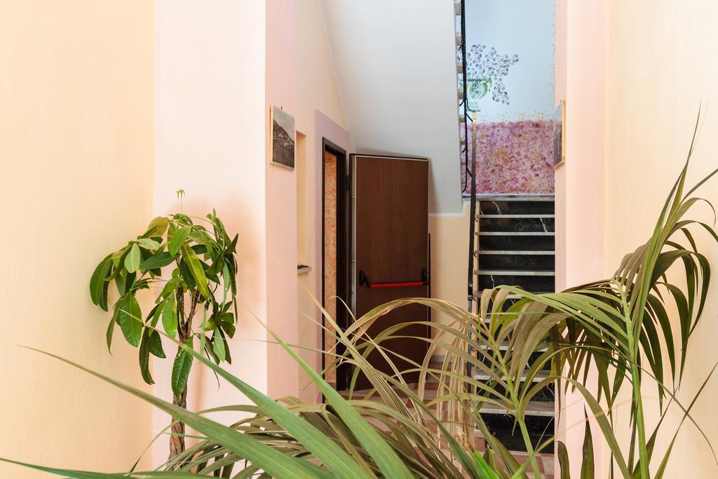 La Mezzanella Guesthouse Porto Torres Exteriör bild